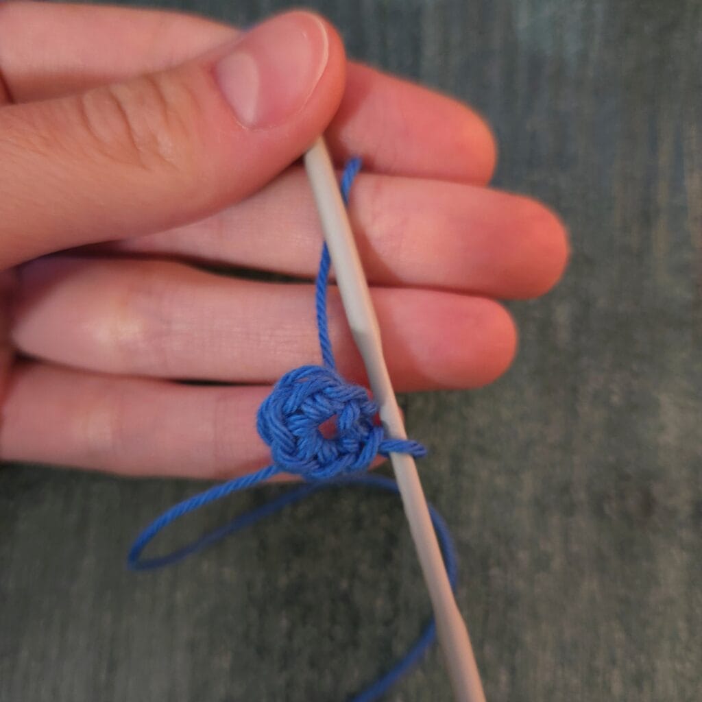 crochet magic ring